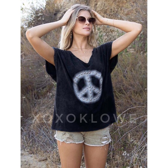 POL Black Studded Peace Sign Premium Graphic Tee - Picture 6 of 17